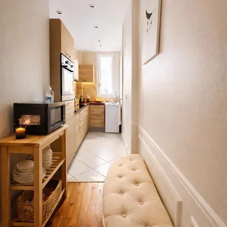 Appartamento Cosy Avec Vue Tour Eiffel *