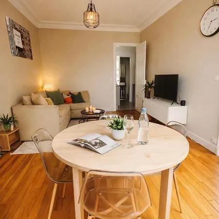 Appartamento Cosy Avec Vue Tour Eiffel *